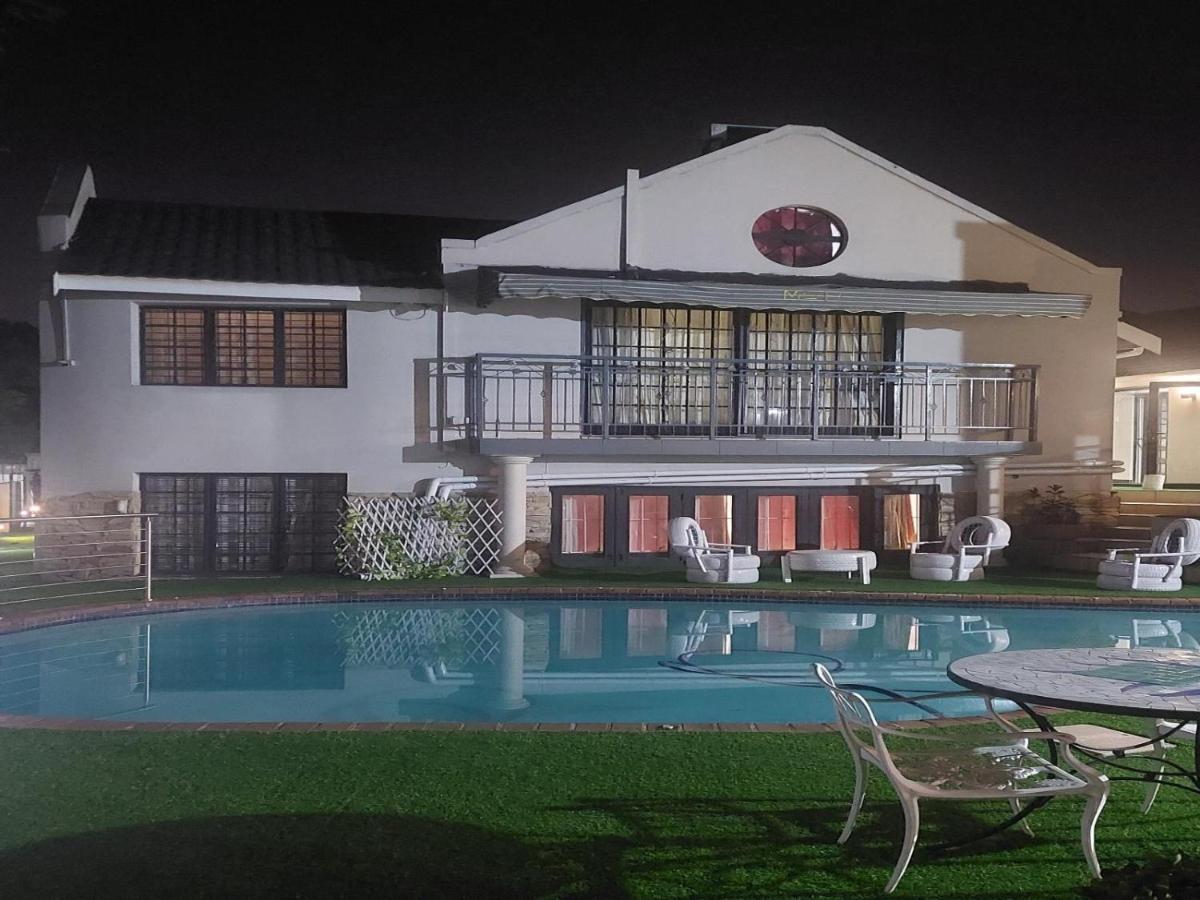 יוהנסבורג Muco Guest House מראה חיצוני תמונה